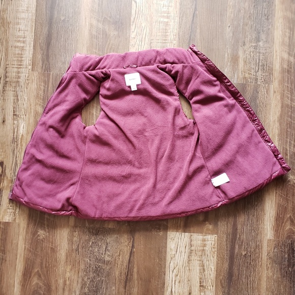 ♥️ XS Old Navy Maroon Puffer Vest-NWT - Picture 2 of 3